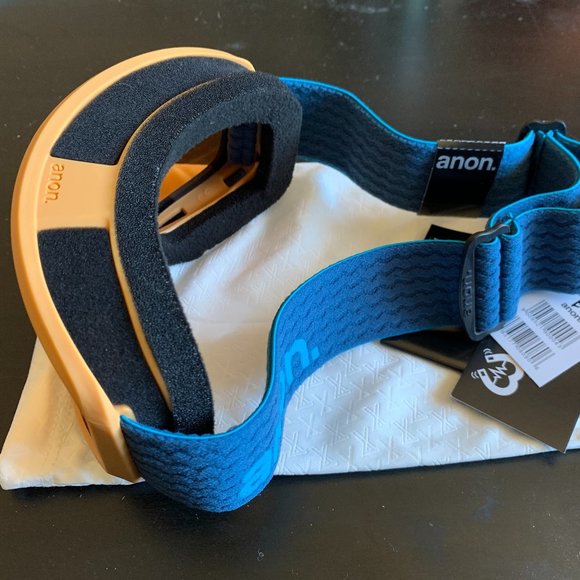 Burton Anon Ski/Snowboard Goggle - Picture 2 of 2